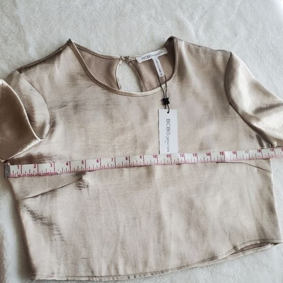 BCBGeneration Metallic Crop Top Sz Small roundneck short sleeve new with defects - Picture 5 of 14